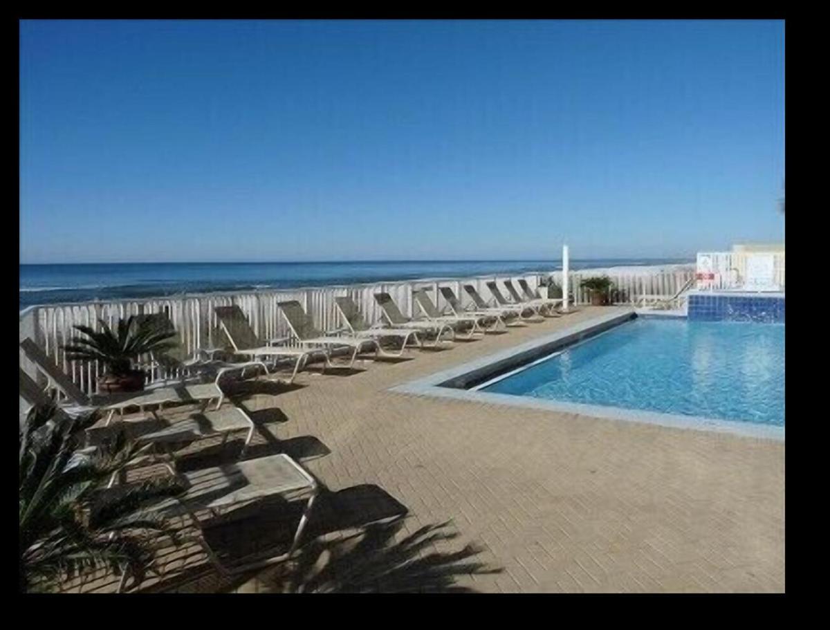 Beautiful Beachfront Views - The Retreat At Emerald Isle Панама Сити Бийч Екстериор снимка