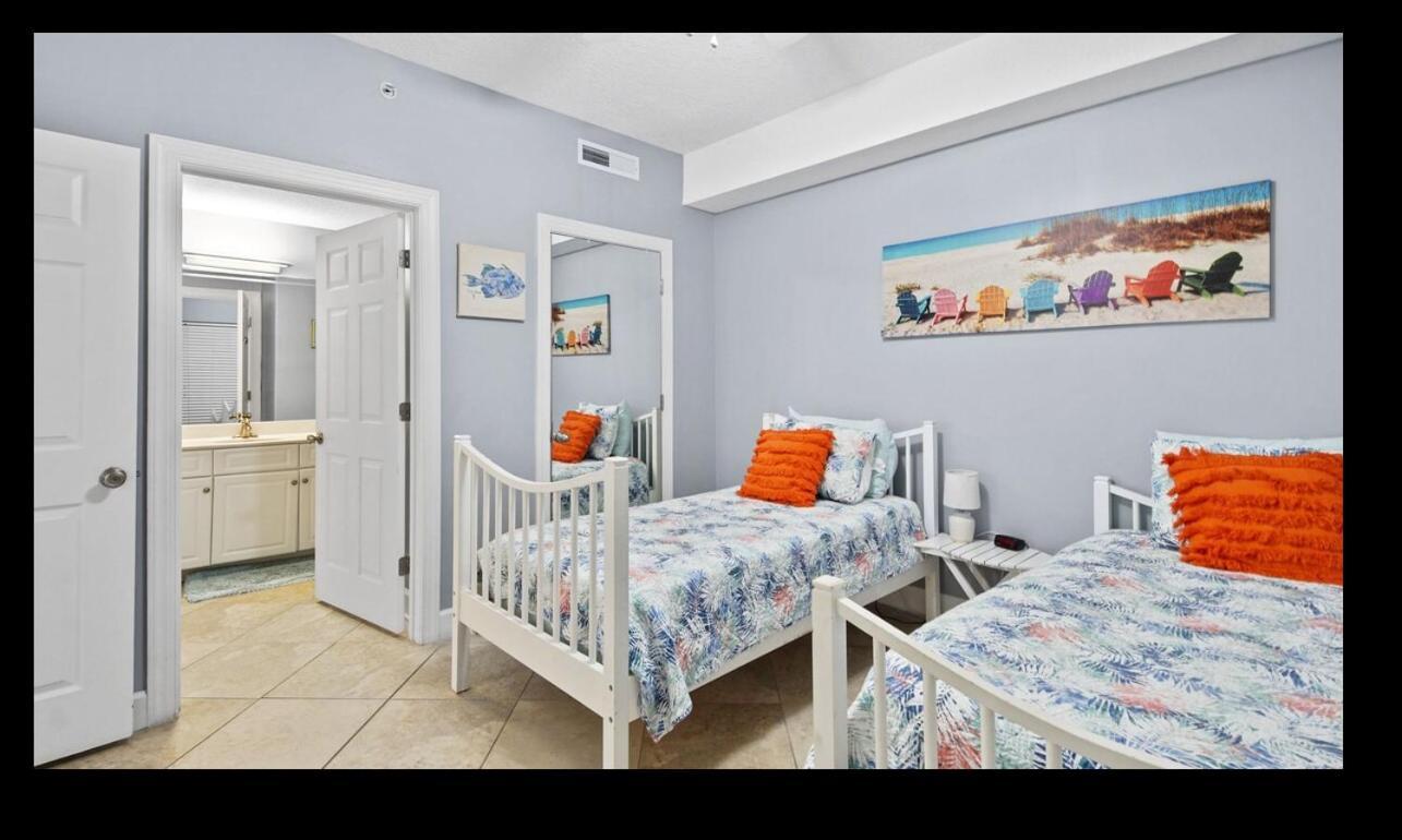 Beautiful Beachfront Views - The Retreat At Emerald Isle Панама Сити Бийч Екстериор снимка
